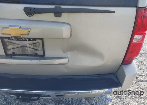 2013 Chevrolet Suburban 1500 Ltz z USA, uszkodzony, nr VIN 1GNSKKE75DR167743